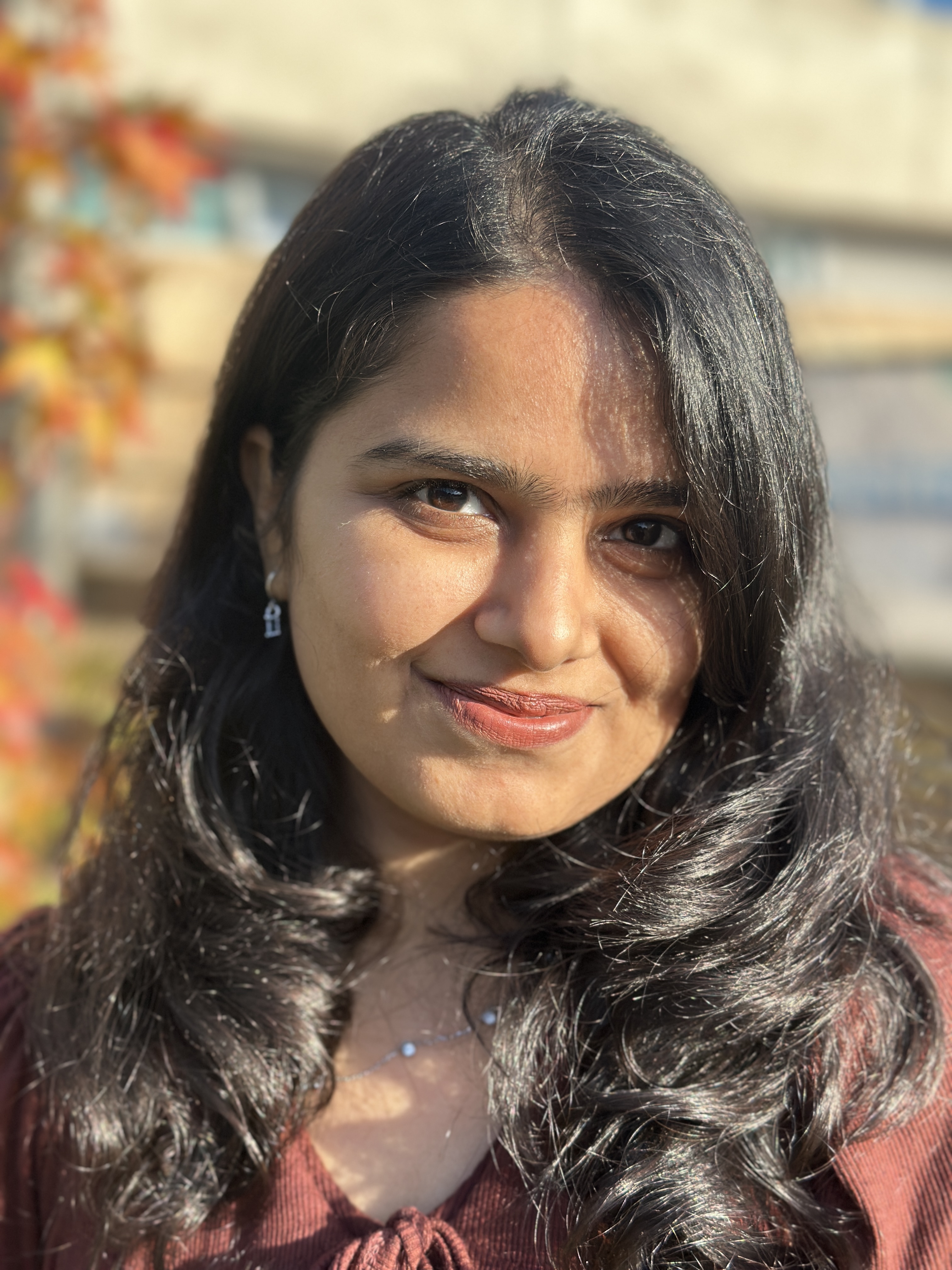 Roshani - Creative Developer